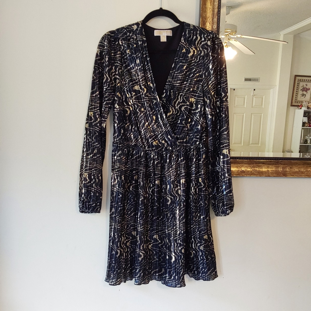 MICHAEL Michael Kors Navy and Gold Printed Long-Sleeve Wrap Dress - Picture 7 of 10